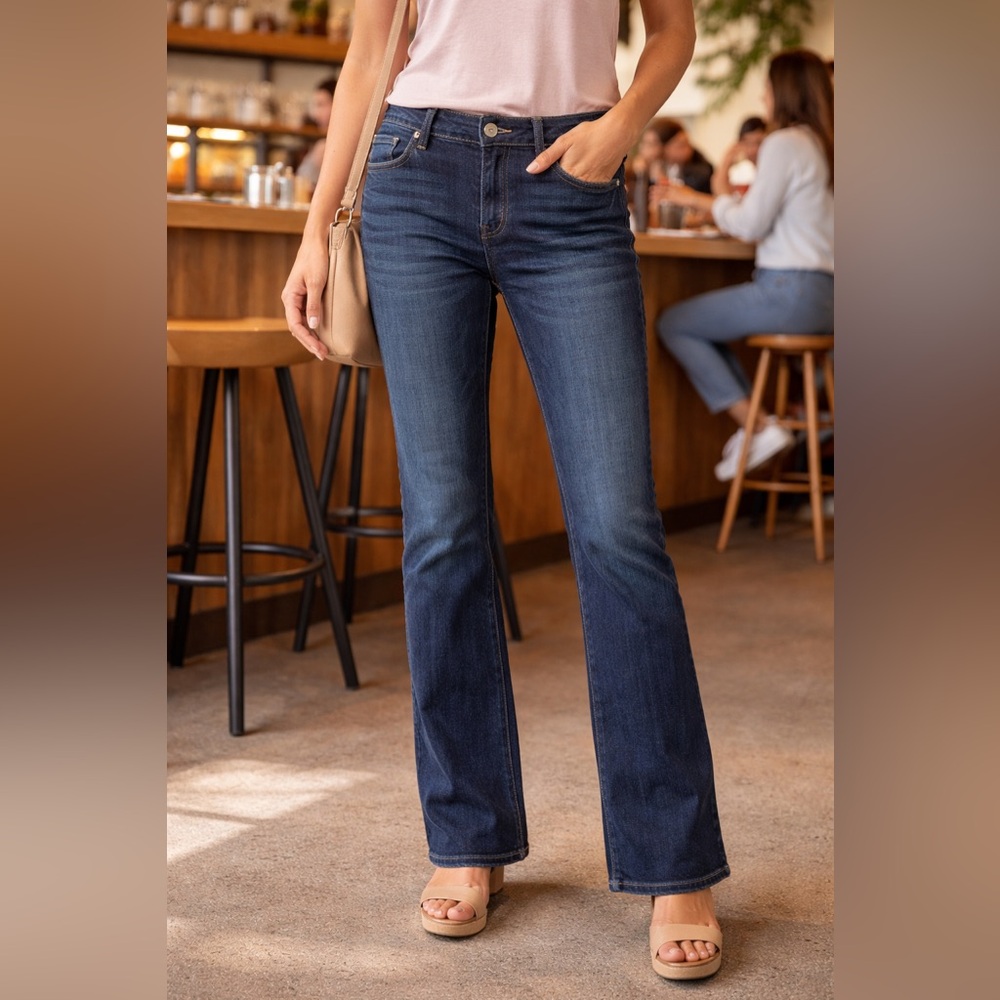 Mossimo Premium Denim Dark Wash Bootcut Jeans Women’s Size 16 Stretch High Rise